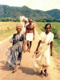Pada Yatra pilgrims descend from Kataragama Peak, 1989